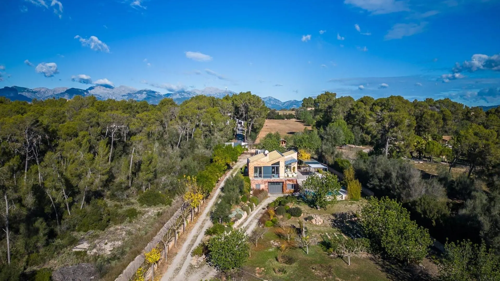Villa In Mallorca With Infinity Pool & Beaches Sencelles 0*,  España