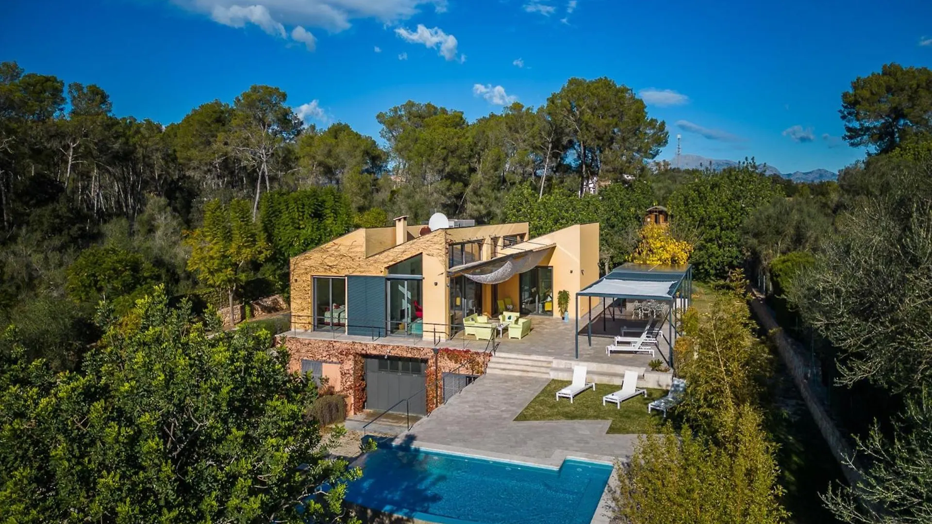 Villa In Mallorca With Infinity Pool & Beaches Sencelles 0*,
